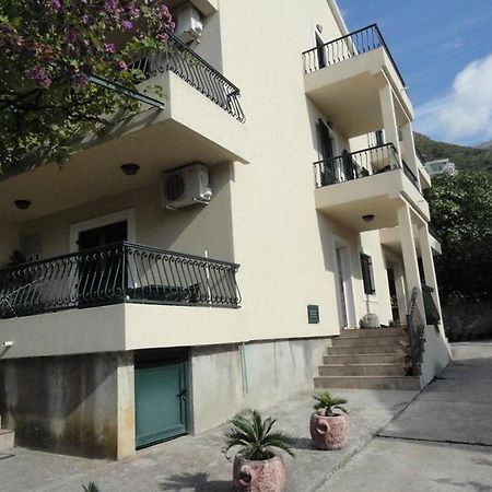 Apartments & Rooms M Petrovac Exterior photo